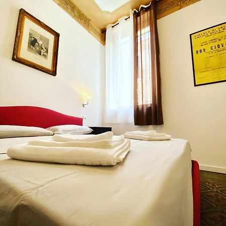 Al Teatro Bed & Breakfast Reggio di Calabria Dış mekan fotoğraf