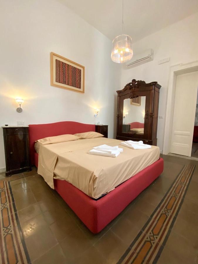 Al Teatro Bed & Breakfast Reggio di Calabria Dış mekan fotoğraf