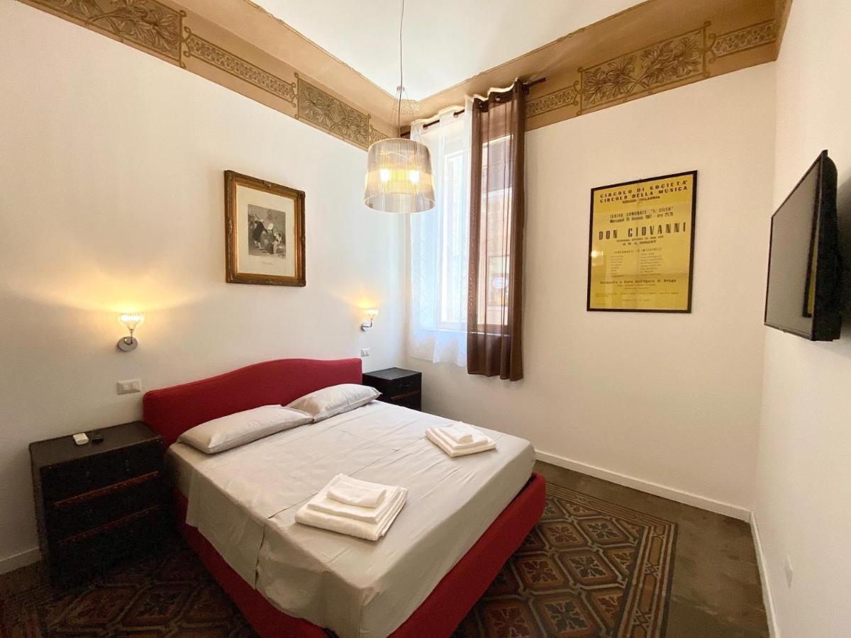 Al Teatro Bed & Breakfast Reggio di Calabria Dış mekan fotoğraf