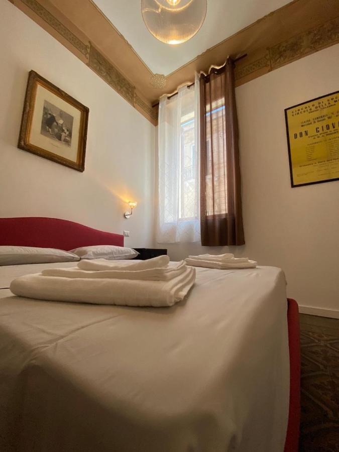 Al Teatro Bed & Breakfast Reggio di Calabria Dış mekan fotoğraf