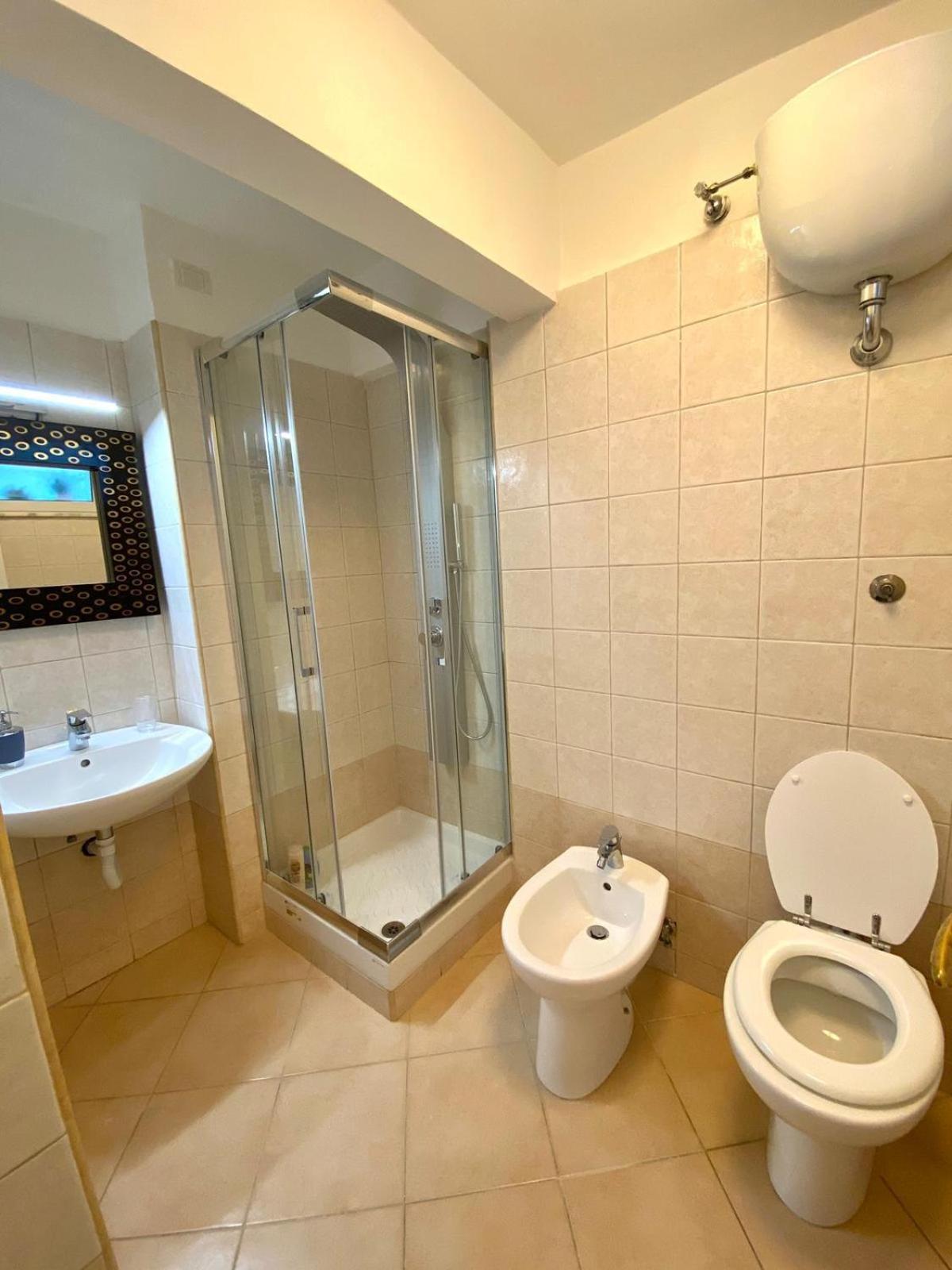 Al Teatro Bed & Breakfast Reggio di Calabria Dış mekan fotoğraf